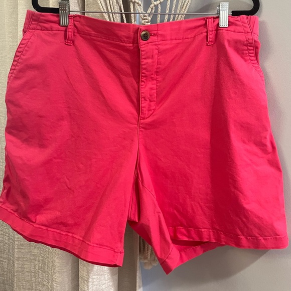 Old Navy Pink Shorts - Picture 1 of 12